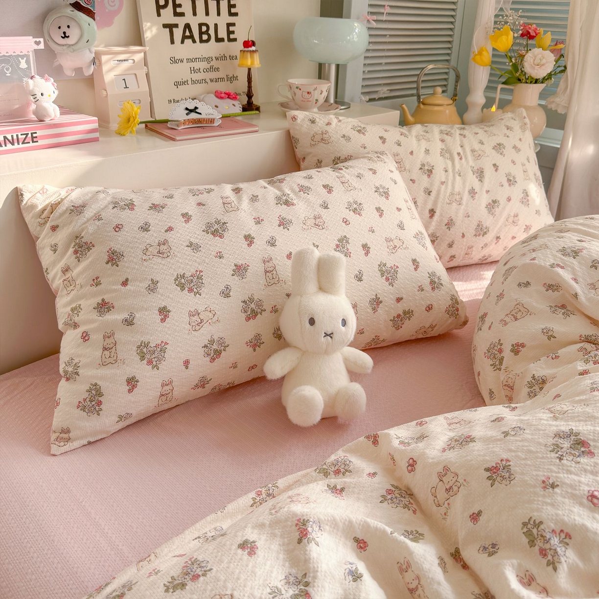 91家纺网 家纺一手货源 找家纺 优选良品 2026新款小清新110g高品质直播热卖款A类泡芙棉双层纱四件套 花与兔