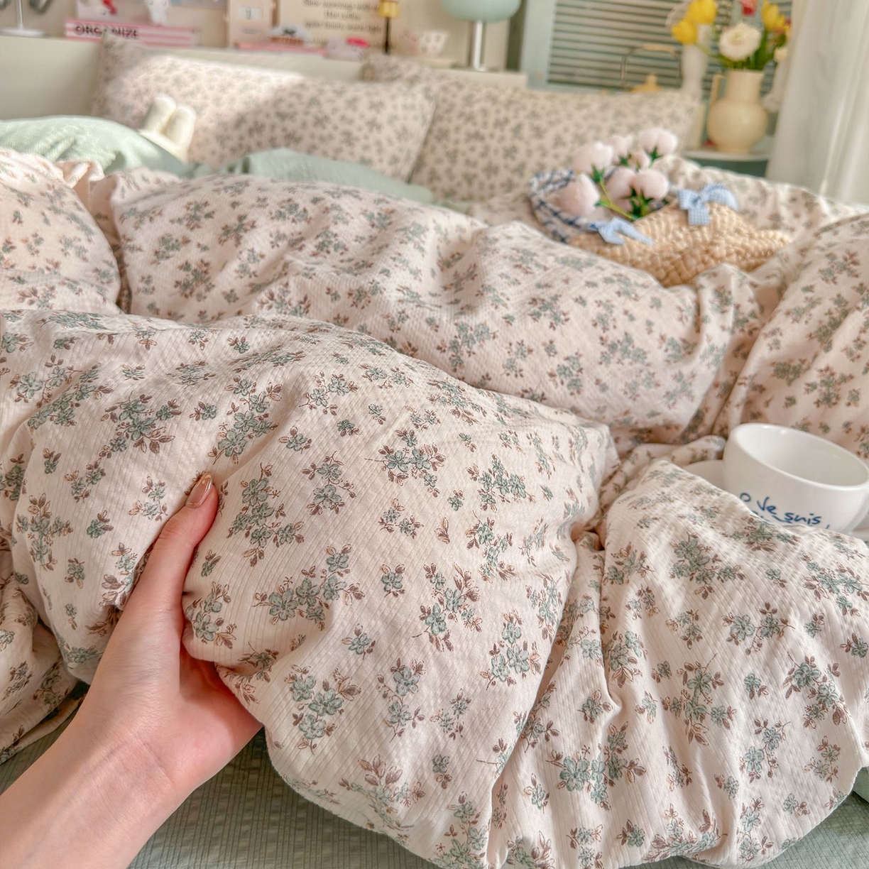 91家纺网 家纺一手货源 找家纺 优选良品 2026新款小清新110g高品质直播热卖款A类泡芙棉双层纱四件套 简夏