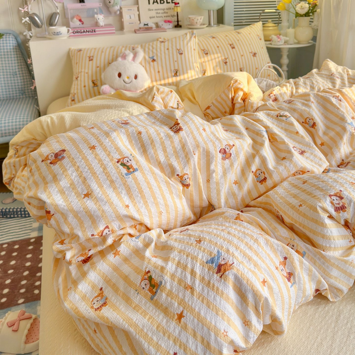 91家纺网 家纺一手货源 找家纺 优选良品 2026新款小清新110g高品质直播热卖款A类泡芙棉双层纱四件套 星星人