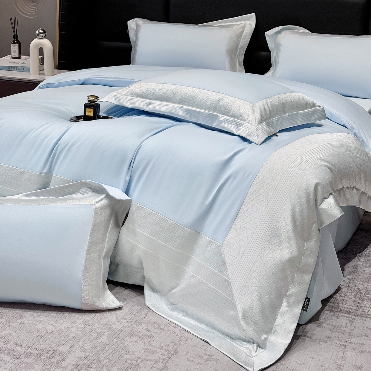 91家纺网 家纺一手货源 找家纺 莱势 2026新款100支全棉纯棉50x50s埃及长绒棉法式高精密金丝提花厚织四件套 奢境-天空蓝