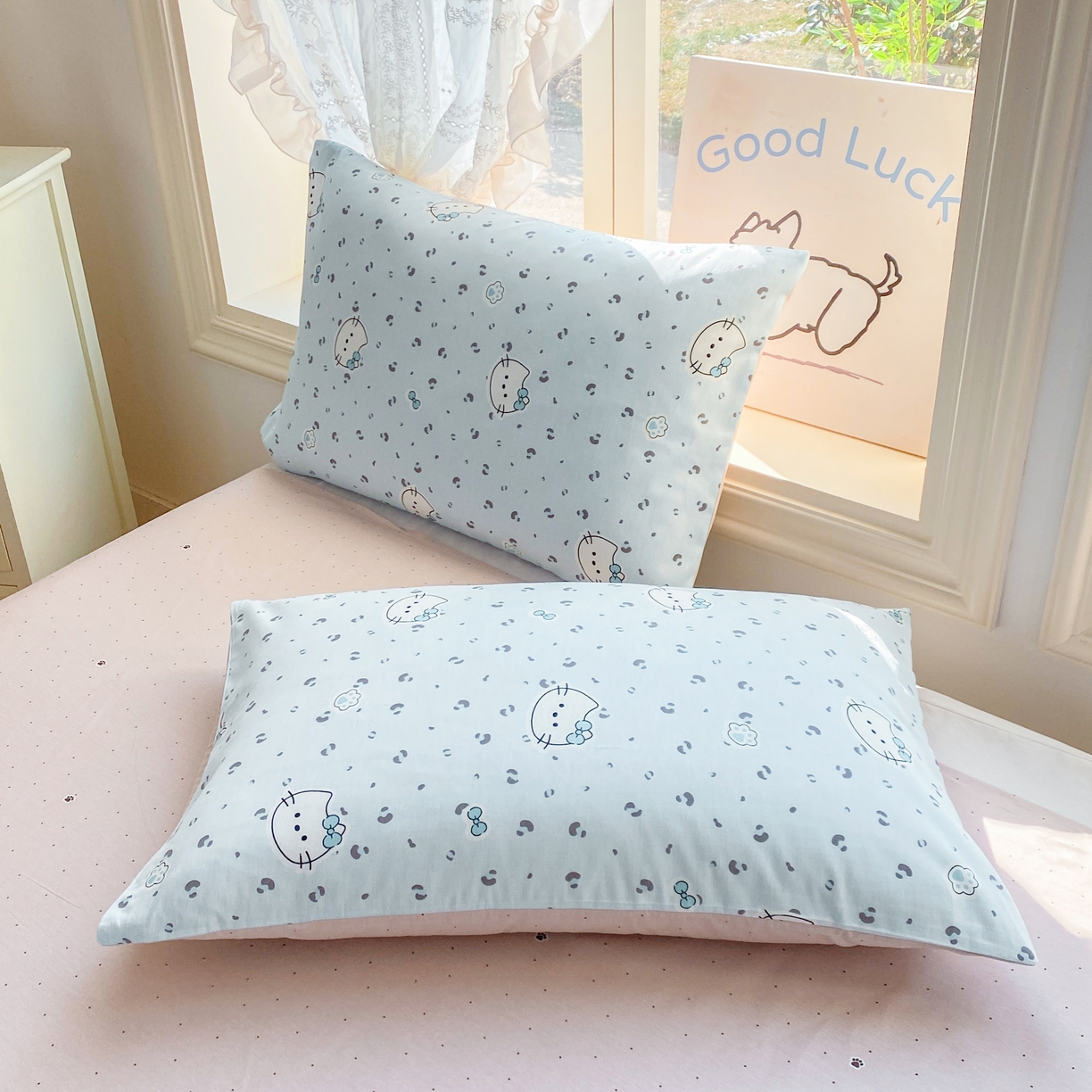 黑马家居 2026新款13070全棉印花小清新卡通花卉单品枕套系列 乖巧凯蒂