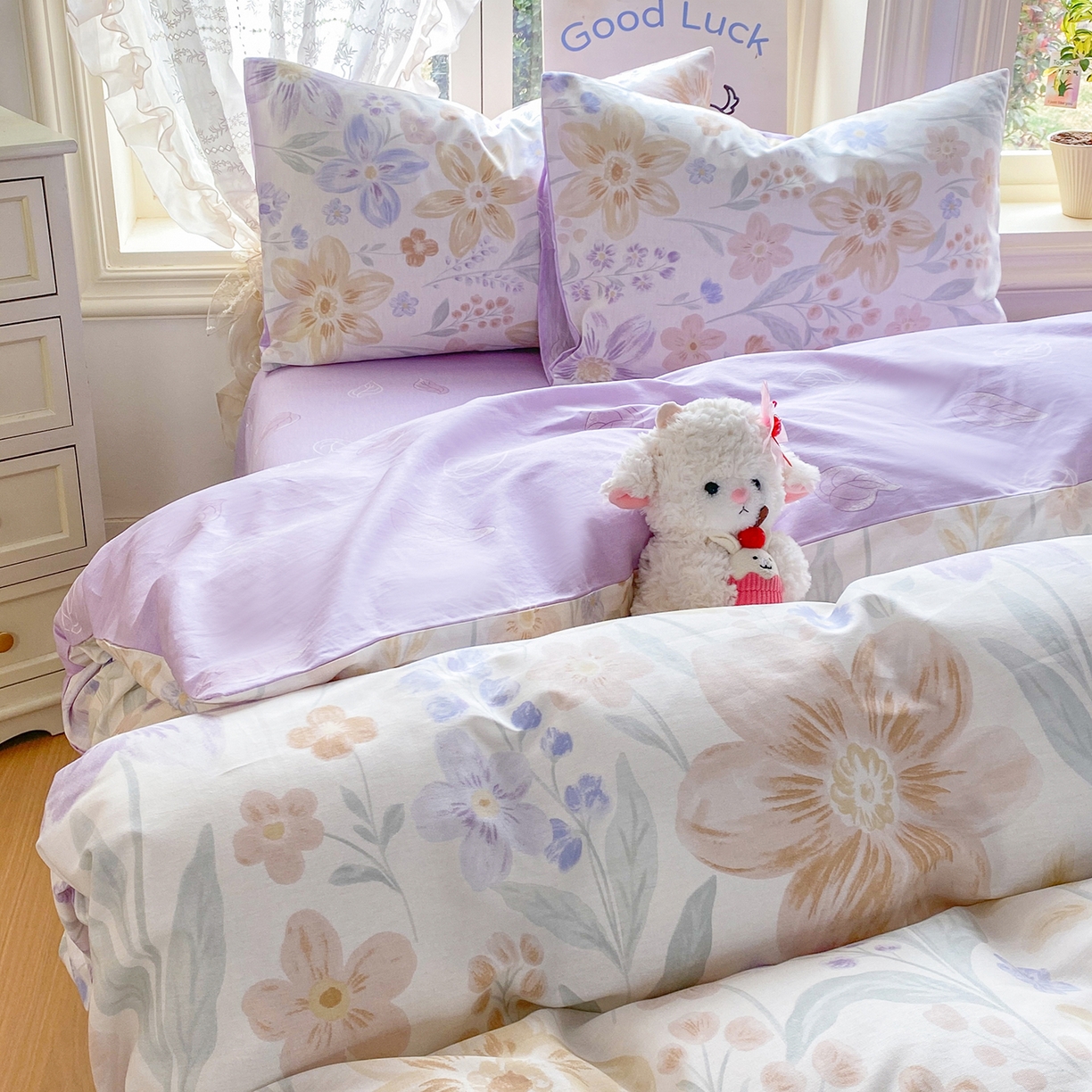 91家纺网 家纺一手货源 找家纺 黑马家居 2026新款13070全棉印花小清新卡通花卉单品被套系列 堇紫盈香