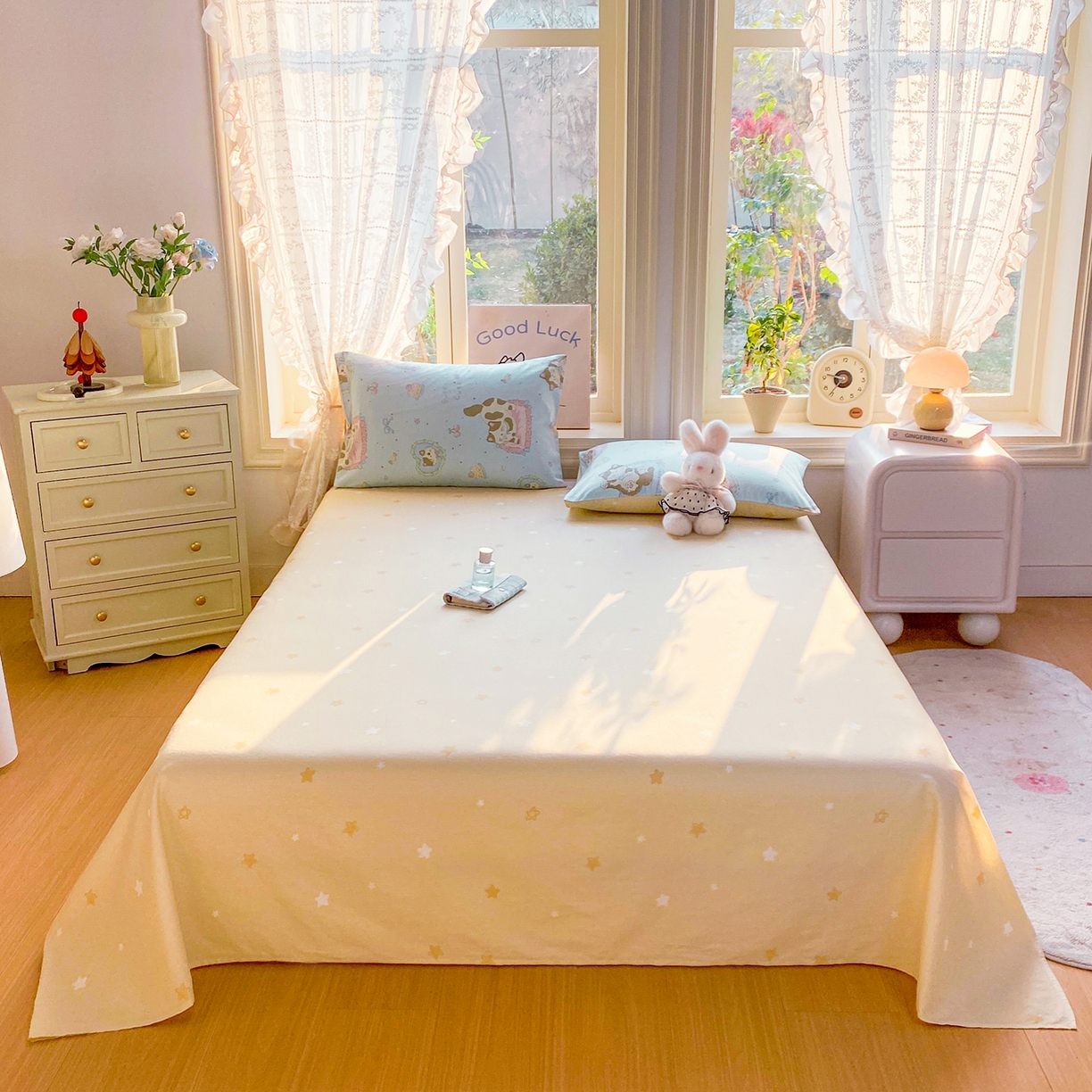 91家纺网 家纺一手货源 找家纺 黑马家居 2026新款13070全棉印花小清新卡通花卉单品被套系列 懒猫猫