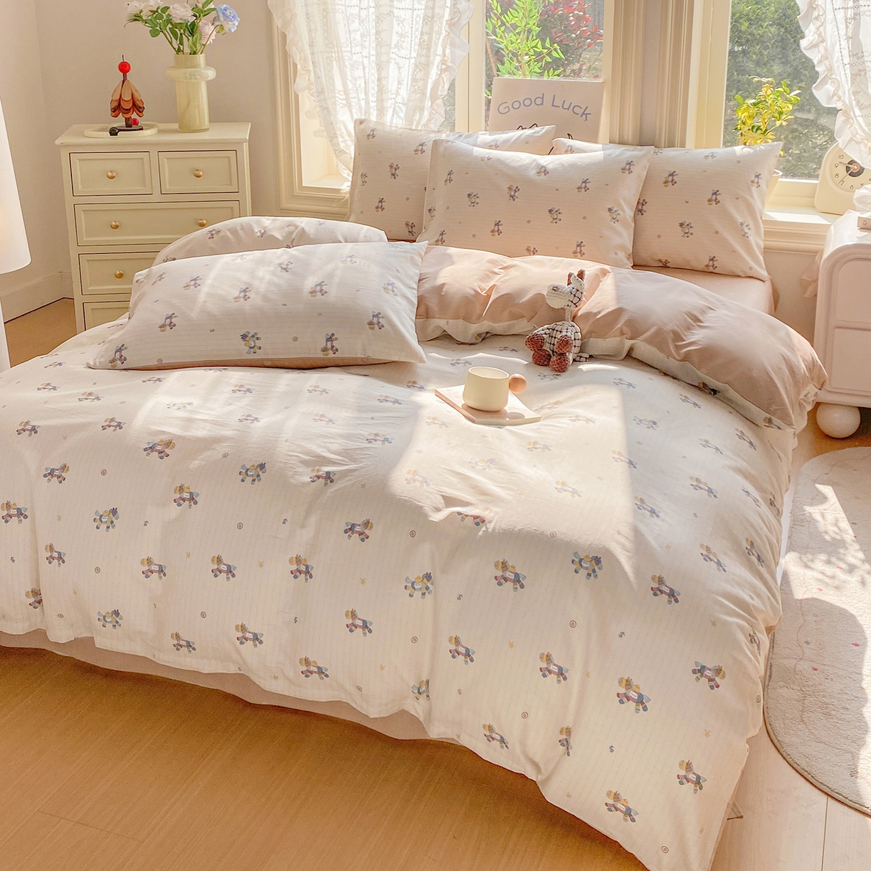 91家纺网 家纺一手货源 找家纺 黑马家居 2026新款13070全棉印花小清新卡通花卉单品被套系列 马上有钱