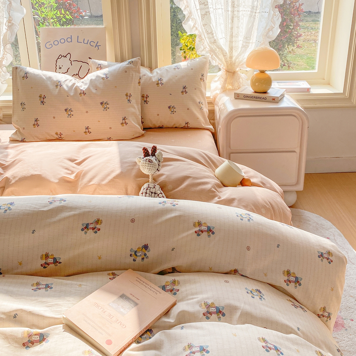 91家纺网 家纺一手货源 找家纺 黑马家居 2026新款13070全棉印花小清新卡通花卉单品被套系列 马上有钱