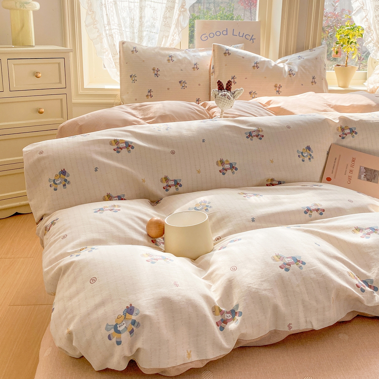 91家纺网 家纺一手货源 找家纺 黑马家居 2026新款13070全棉印花小清新卡通花卉单品被套系列 马上有钱