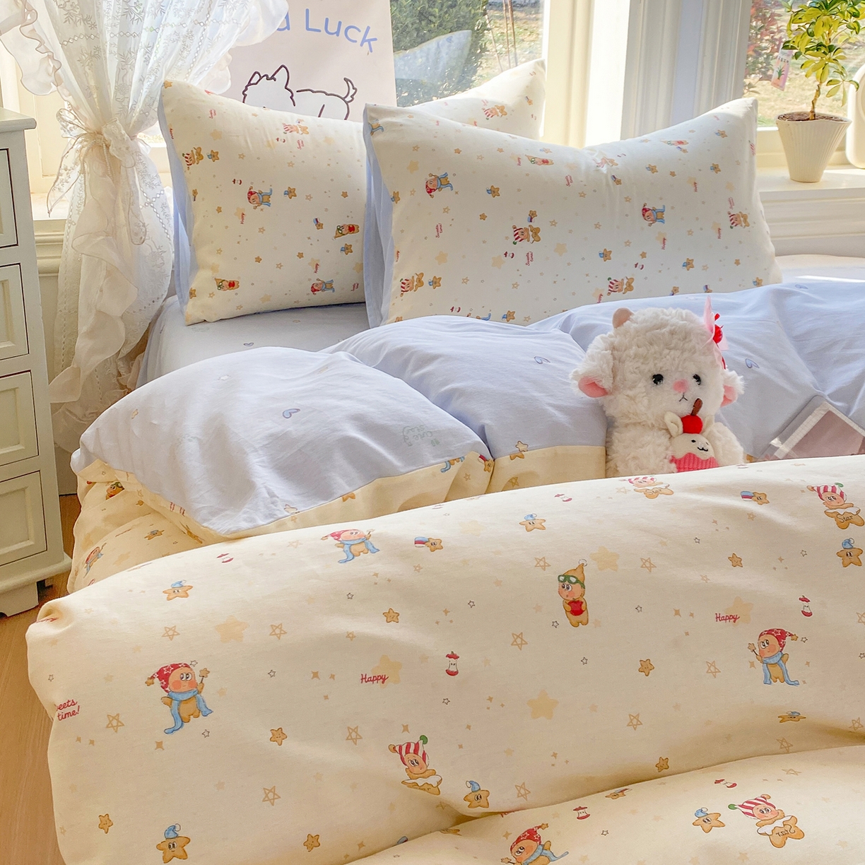 91家纺网 家纺一手货源 找家纺 黑马家居 2026新款13070全棉印花小清新卡通花卉单品被套系列 魔法星星人