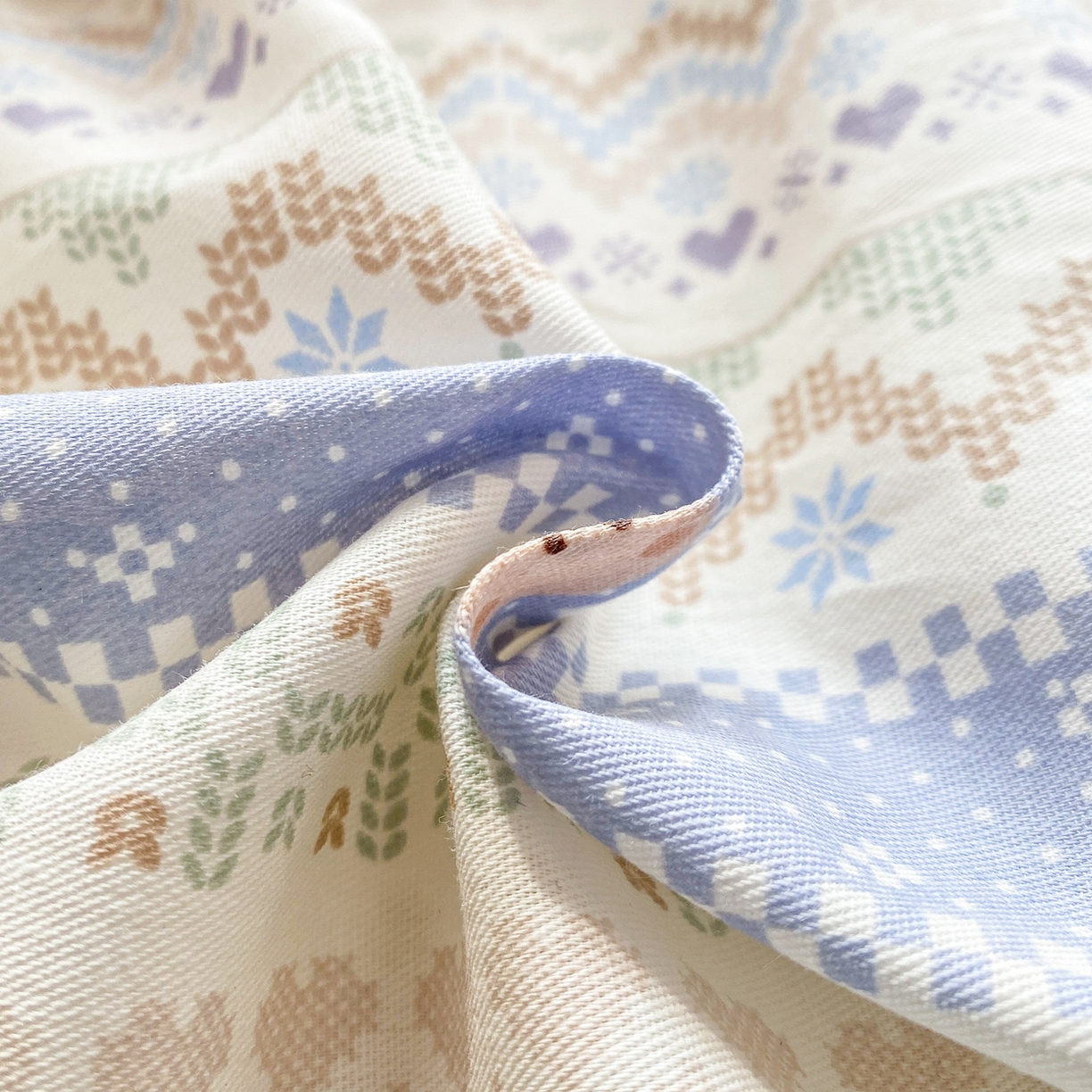 91家纺网 家纺一手货源 找家纺 黑马家居 2026新款13070全棉印花小清新卡通花卉单品被套系列 塞浦路斯