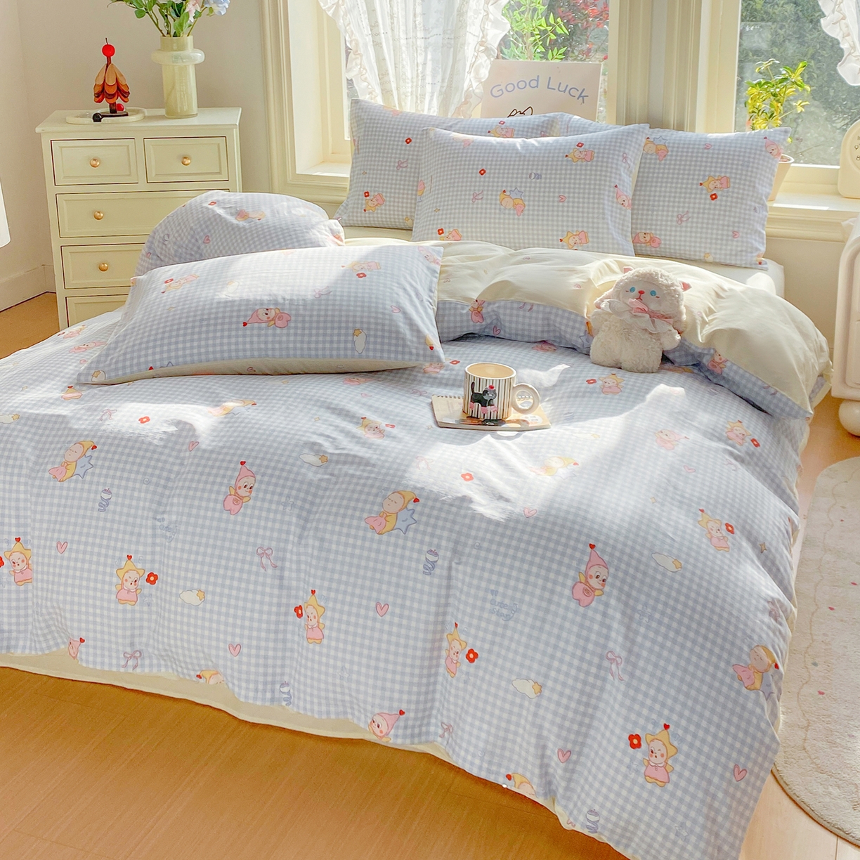 91家纺网 家纺一手货源 找家纺 黑马家居 2026新款13070全棉印花小清新卡通花卉单品被套系列 星星宝贝