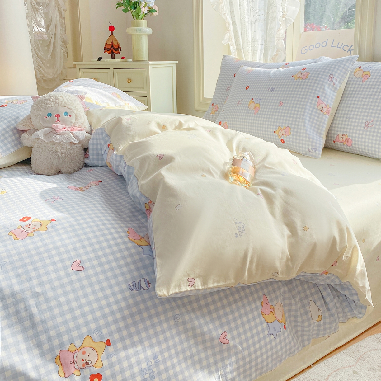 91家纺网 家纺一手货源 找家纺 黑马家居 2026新款13070全棉印花小清新卡通花卉单品被套系列 星星宝贝