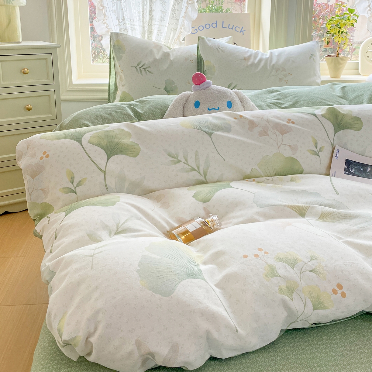 91家纺网 家纺一手货源 找家纺 黑马家居 2026新款13070全棉印花小清新卡通花卉单品被套系列 幸运叶