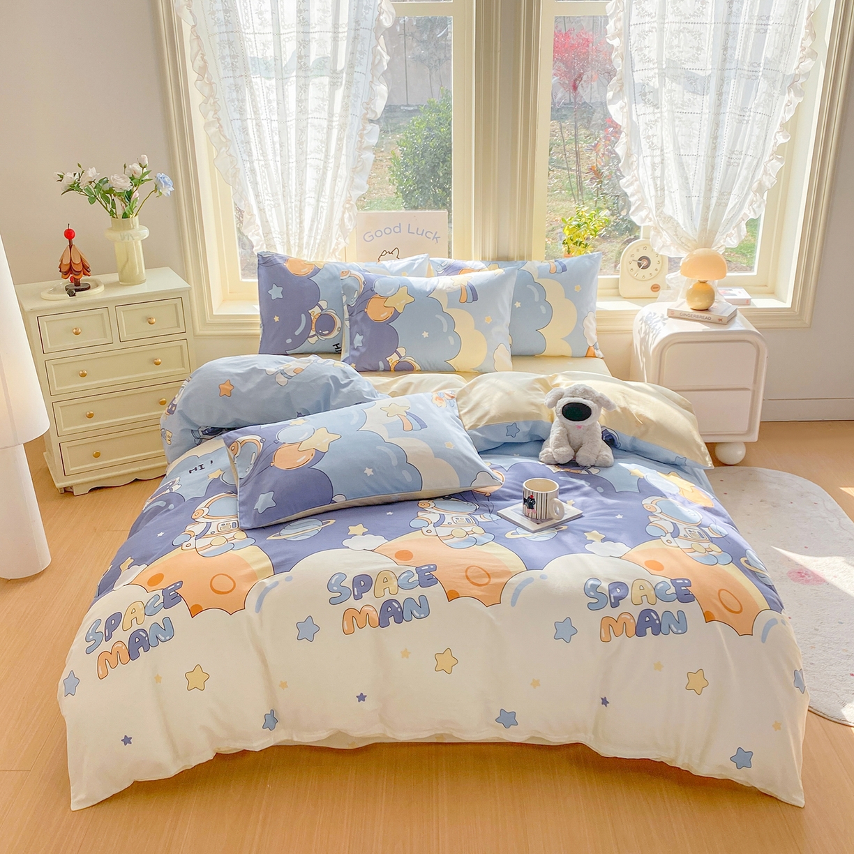 91家纺网 家纺一手货源 找家纺 黑马家居 2026新款13070全棉印花小清新卡通花卉单品被套系列 宇航员