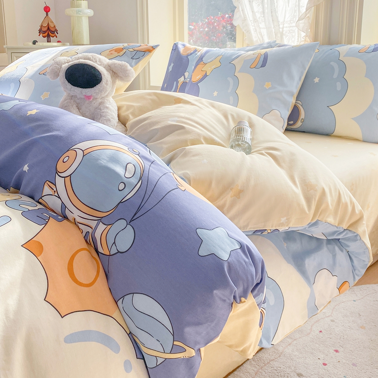 91家纺网 家纺一手货源 找家纺 黑马家居 2026新款13070全棉印花小清新卡通花卉单品被套系列 宇航员