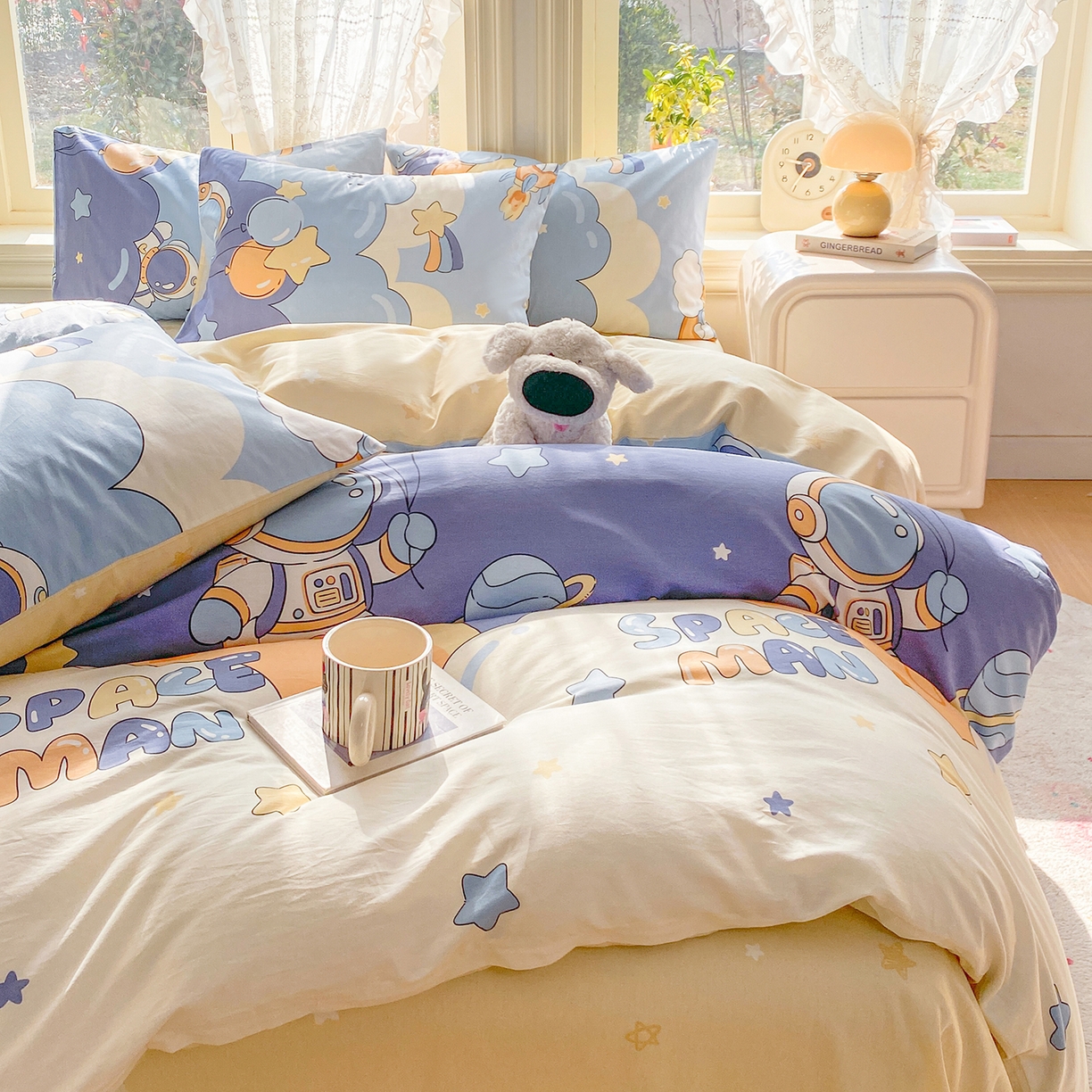 91家纺网 家纺一手货源 找家纺 黑马家居 2026新款13070全棉印花小清新卡通花卉单品被套系列 宇航员