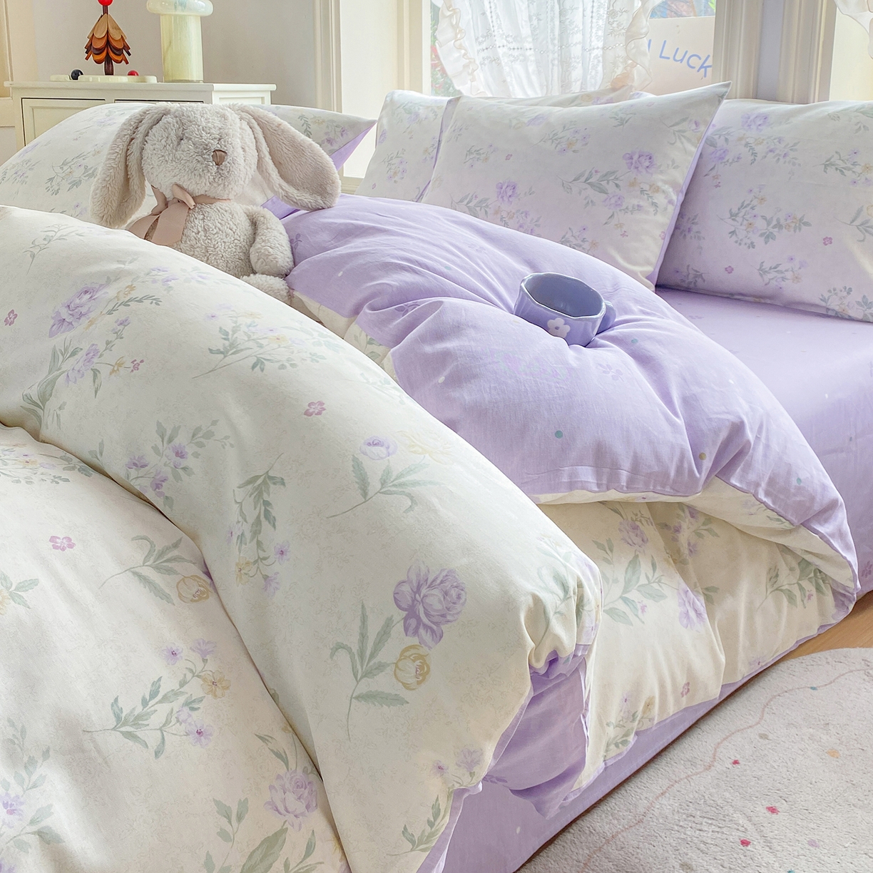 91家纺网 家纺一手货源 找家纺 黑马家居 2026新款13070全棉印花小清新卡通花卉单品被套系列 紫韶