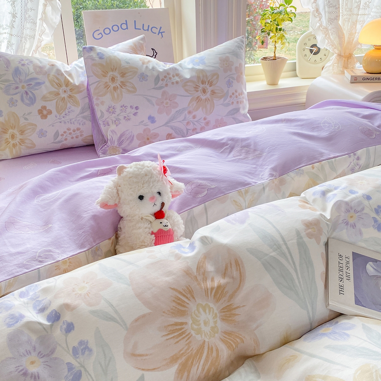 91家纺网 家纺一手货源 找家纺 黑马家居 2026新款13070全棉印花小清新卡通花卉四件套系列 堇紫盈香