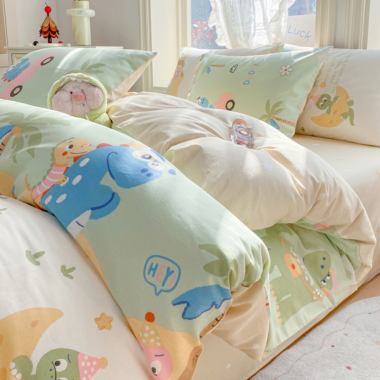 黑马家居 2026新款13070全棉印花小清新卡通花卉四件套系列 恐龙派对