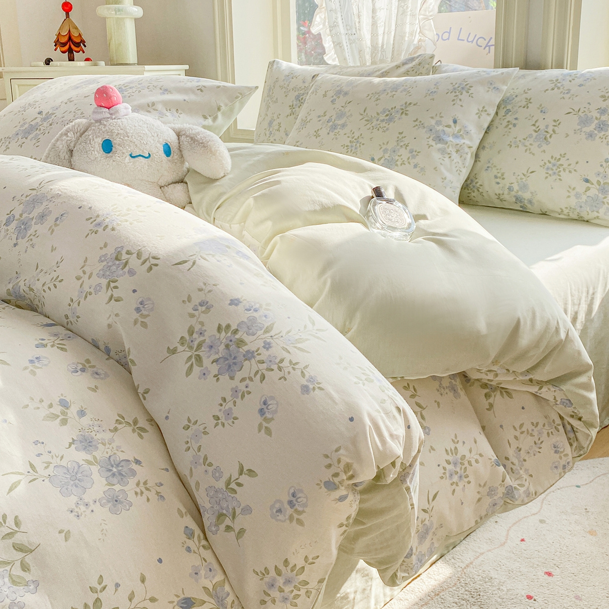 黑马家居 2026新款13070全棉印花小清新卡通花卉四件套系列 汀兰点素