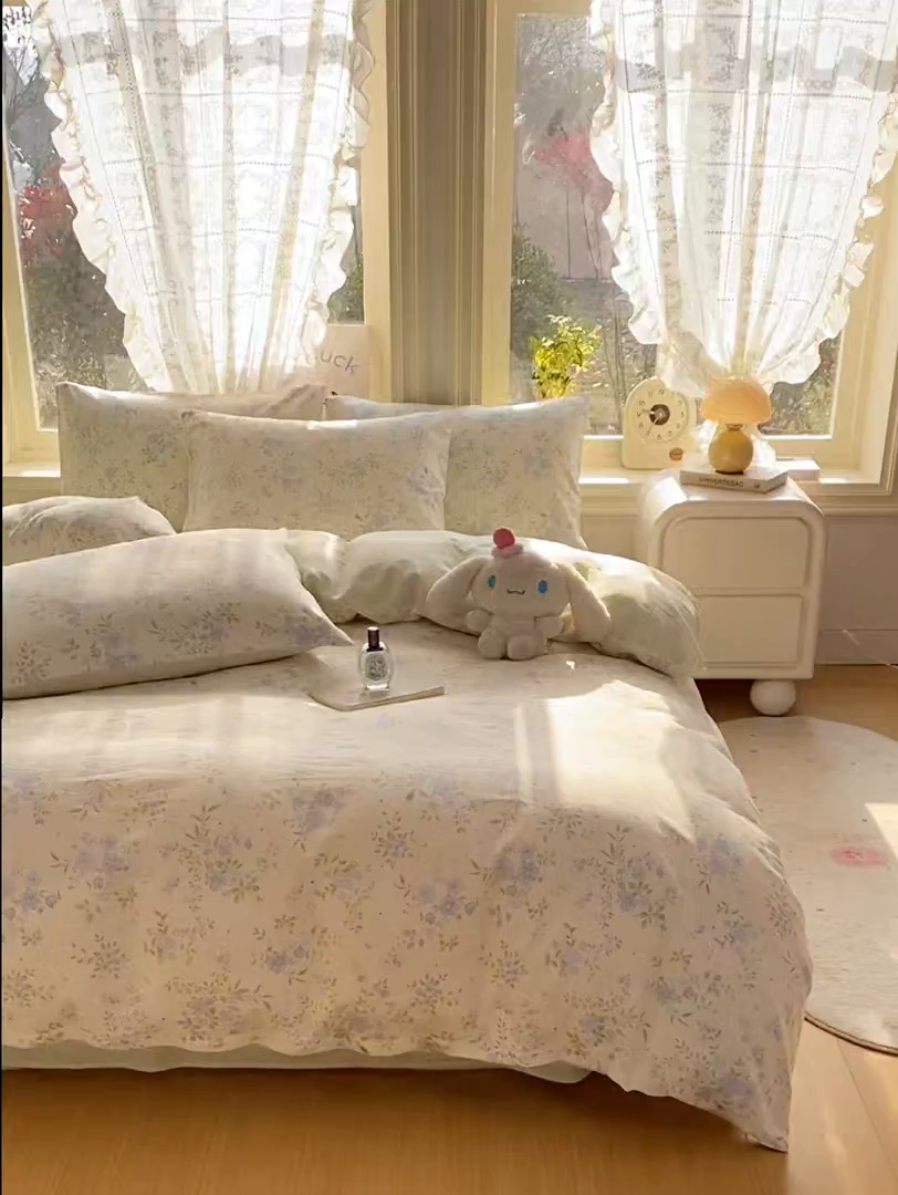 91家纺网 家纺一手货源 找家纺 黑马家居 2026新款13070全棉印花小清新卡通花卉四件套系列 汀兰点素
