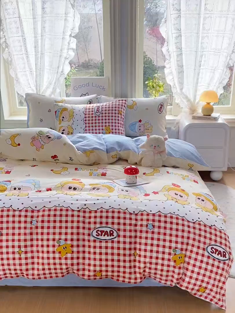 91家纺网 家纺一手货源 找家纺 黑马家居 2026新款13070全棉印花小清新卡通花卉四件套系列 晚安星星人