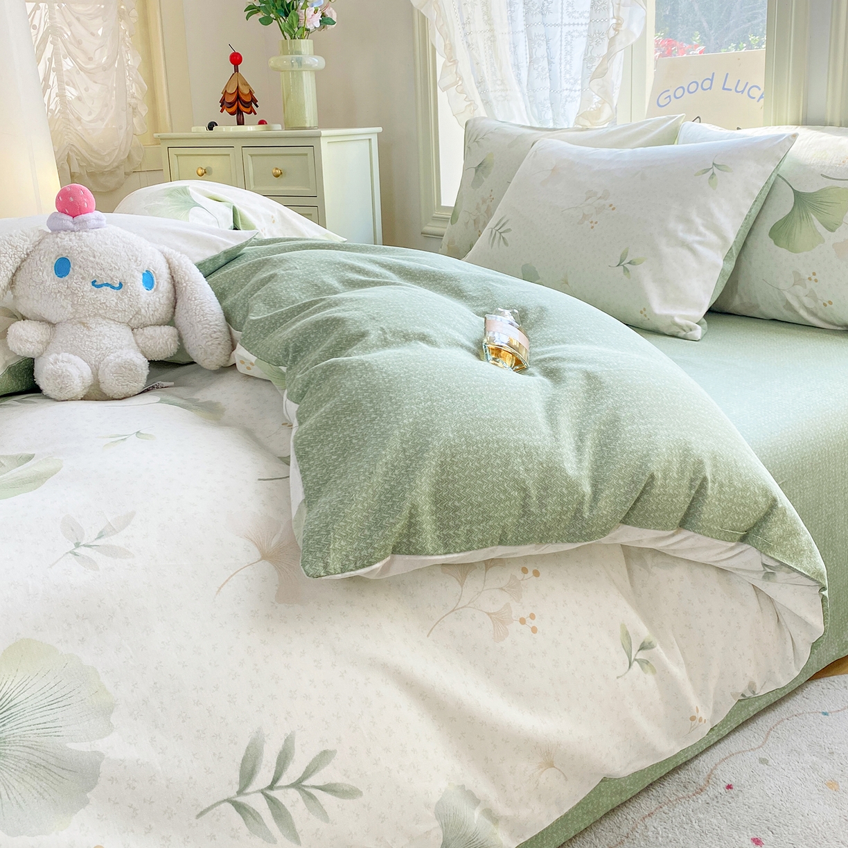 91家纺网 家纺一手货源 找家纺 黑马家居 2026新款13070全棉印花小清新卡通花卉四件套系列 幸运叶