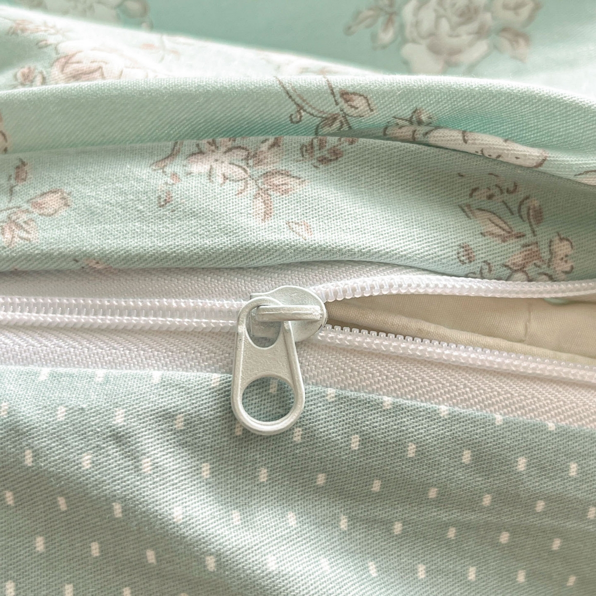 91家纺网 家纺一手货源 找家纺 柠馨 2026新款13372全棉纯棉印花四件套-薇丽 薇丽-清曲