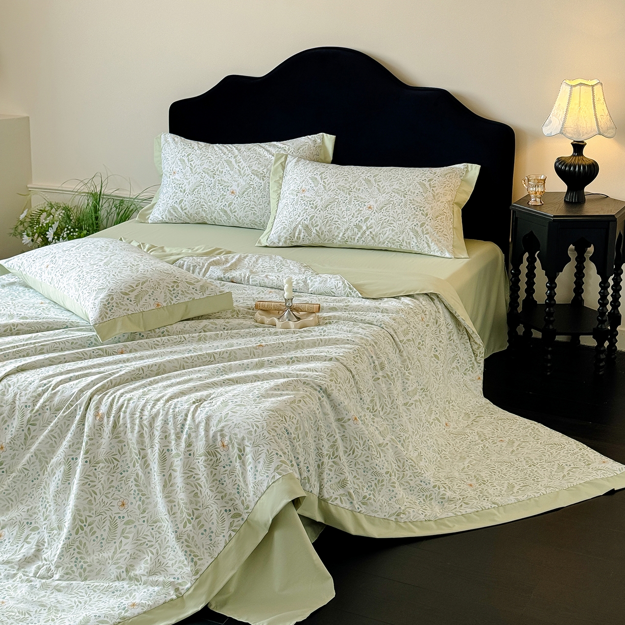 91家纺网 家纺一手货源 找家纺 迷尚家居 2026新款冰丝柔夏被四件套 丛草集