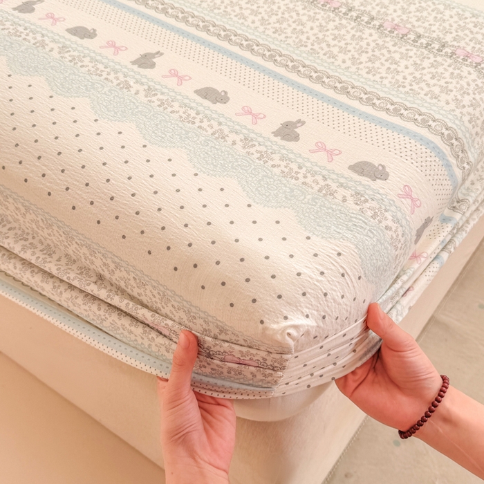 91家纺网 家纺一手货源 找家纺 朵朵家纺 2026新款A类超柔木棉印花单床笠单品学生宿舍床垫保护套床笠（床垫保护套可定制尺寸 ） 安琪拉