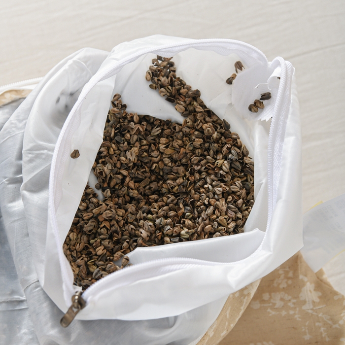 91家纺网 家纺一手货源 找家纺 仁宇枕业 2026新款新品棉麻古朴三角系列荞麦枕头枕芯 棉麻款三角系列荞麦枕-春意米黄