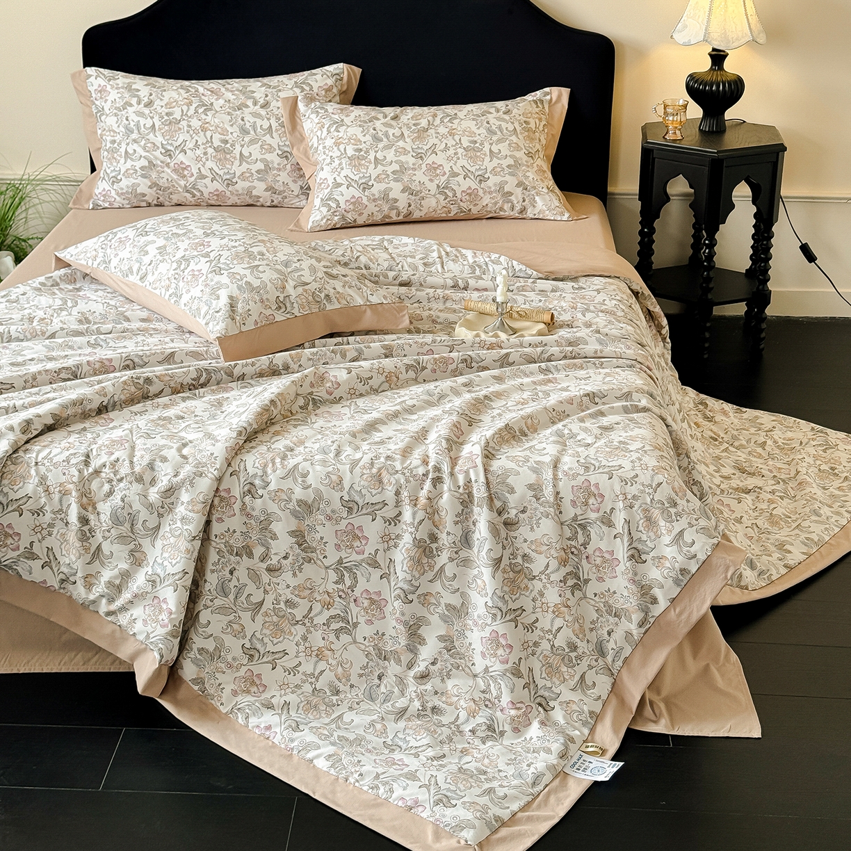 91家纺网 家纺一手货源 找家纺 迷尚家居 2026新款冰丝柔夏被四件套 凯西亚