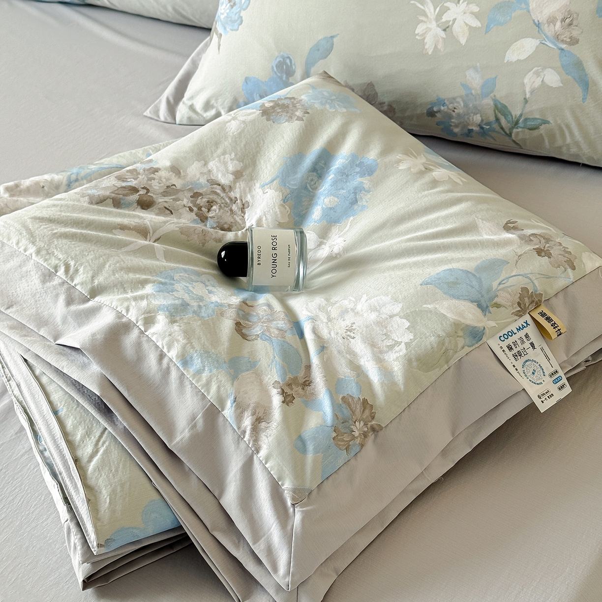 91家纺网 家纺一手货源 找家纺 迷尚家居 2026新款冰丝柔夏被四件套 南乔