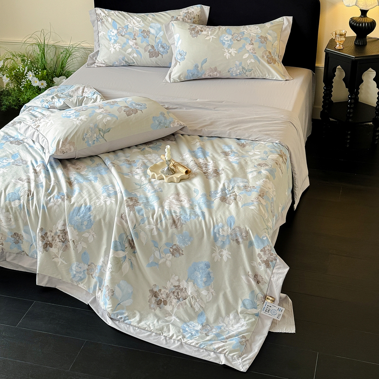 91家纺网 家纺一手货源 找家纺 迷尚家居 2026新款冰丝柔夏被四件套 南乔