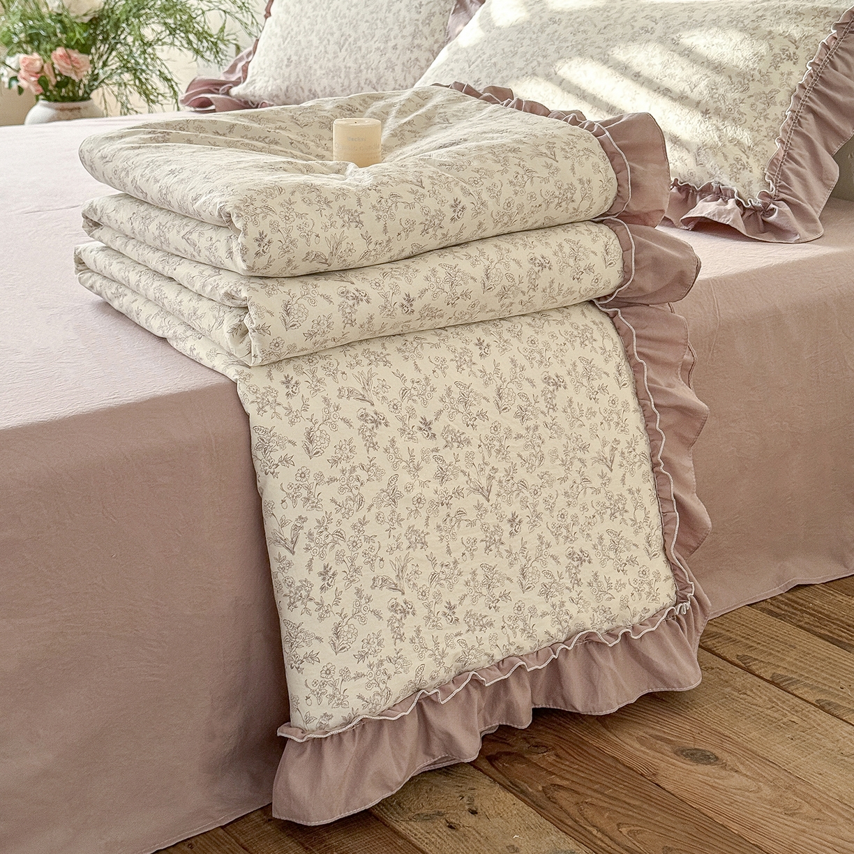 91家纺网 家纺一手货源 找家纺 （总）迷尚家居 2026新款云朵棉印花花边夏被四件套