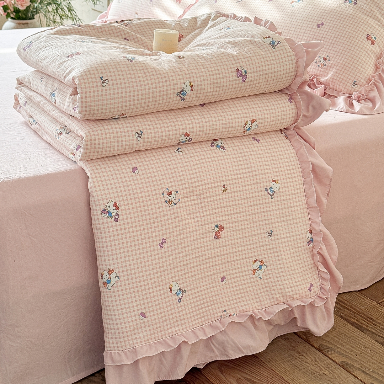 91家纺网 家纺一手货源 找家纺 （总）迷尚家居 2026新款云朵棉印花花边夏被四件套