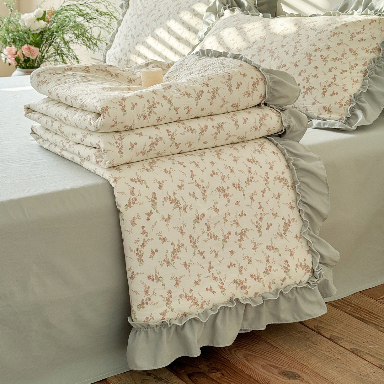 91家纺网 家纺一手货源 找家纺 （总）迷尚家居 2026新款云朵棉印花花边夏被四件套