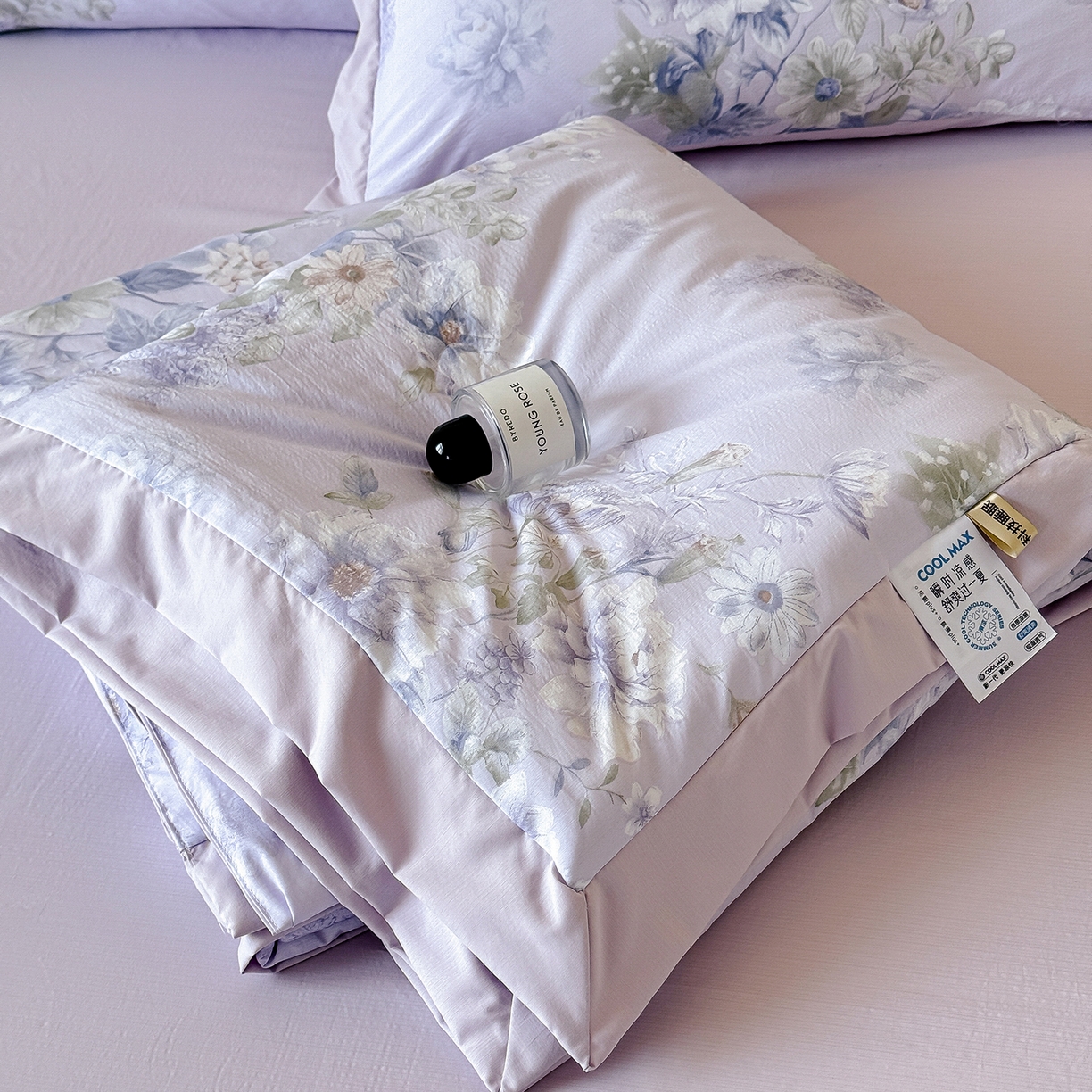91家纺网 家纺一手货源 找家纺 迷尚家居 2026新款冰丝柔夏被四件套 水韵紫