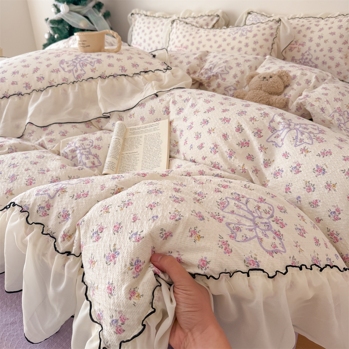 91家纺网 家纺一手货源 找家纺 吾欢心 2026春夏新款韩版雪纺花边泡芙双层纱四件套 花韵