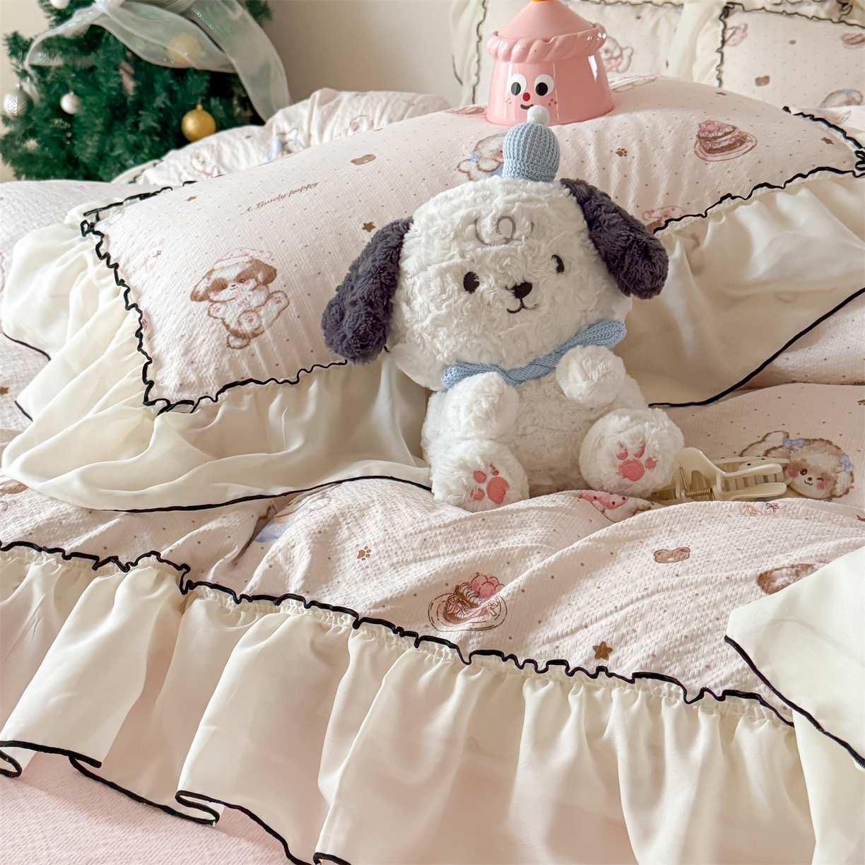 91家纺网 家纺一手货源 找家纺 吾欢心 2026春夏新款韩版雪纺花边泡芙双层纱四件套 奶萌小狗