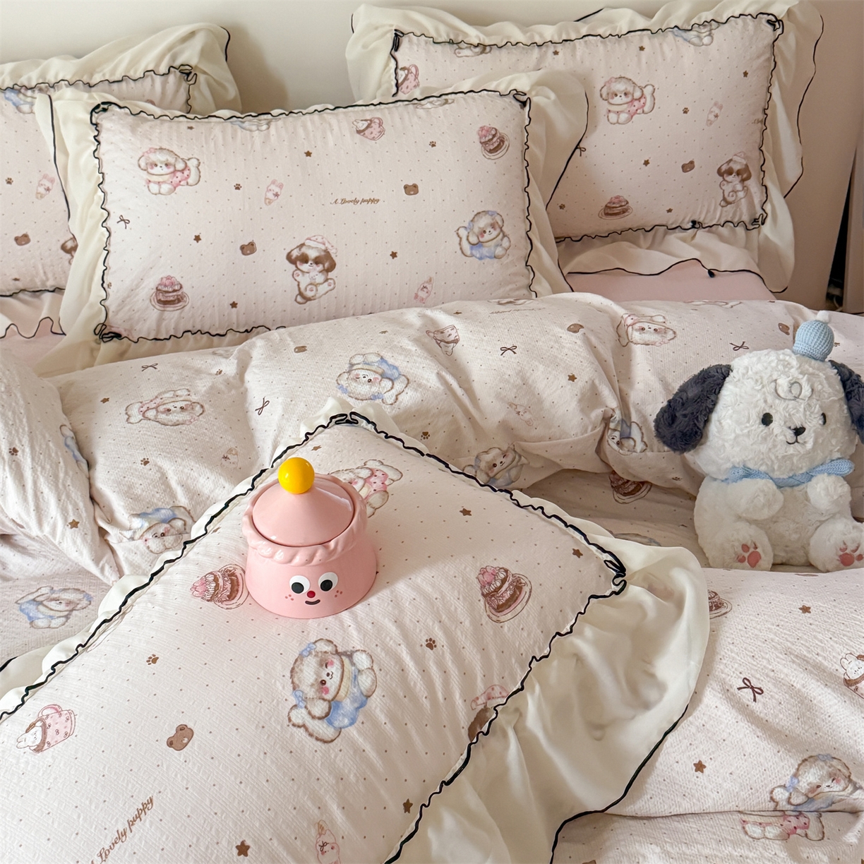 91家纺网 家纺一手货源 找家纺 吾欢心 2026春夏新款韩版雪纺花边泡芙双层纱四件套 奶萌小狗