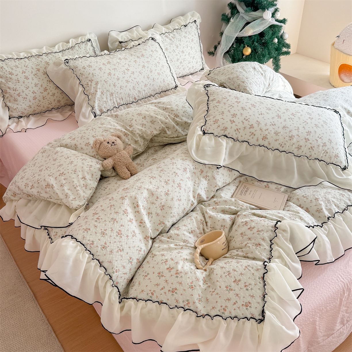 91家纺网 家纺一手货源 找家纺 吾欢心 2026春夏新款韩版雪纺花边泡芙双层纱四件套 花未央