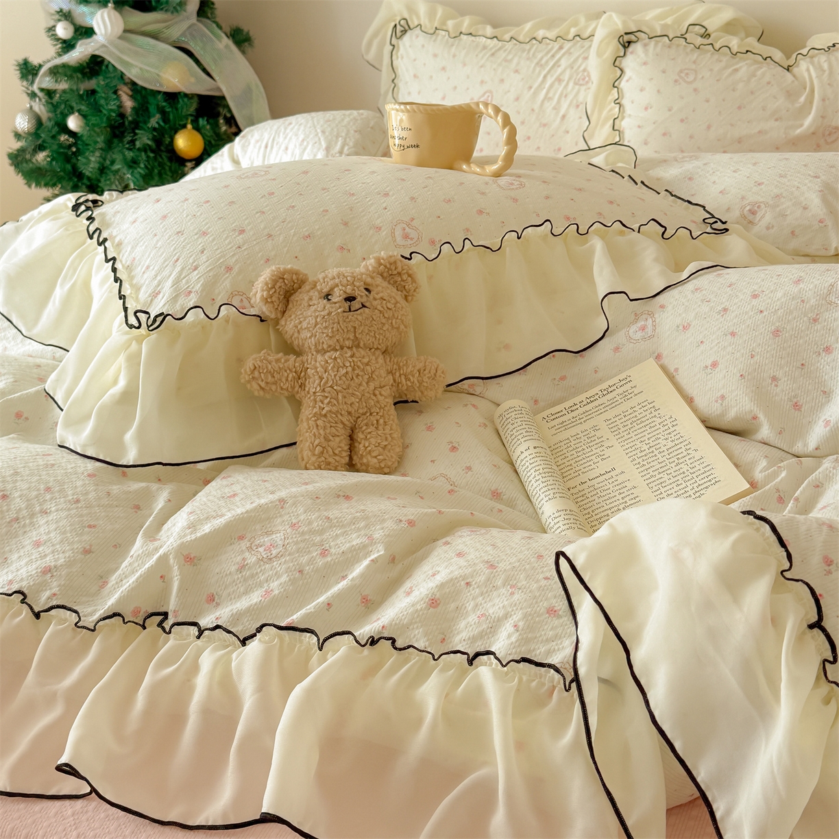 91家纺网 家纺一手货源 找家纺 吾欢心 2026春夏新款韩版雪纺花边泡芙双层纱四件套 蜜爱甜心