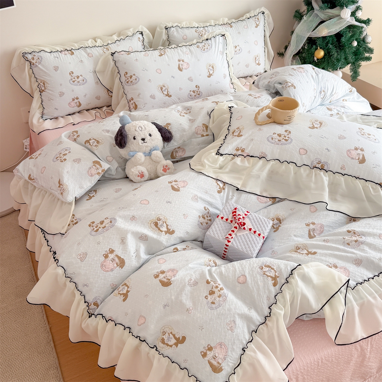 91家纺网 家纺一手货源 找家纺 吾欢心 2026春夏新款韩版雪纺花边泡芙双层纱四件套 猫咪乐园