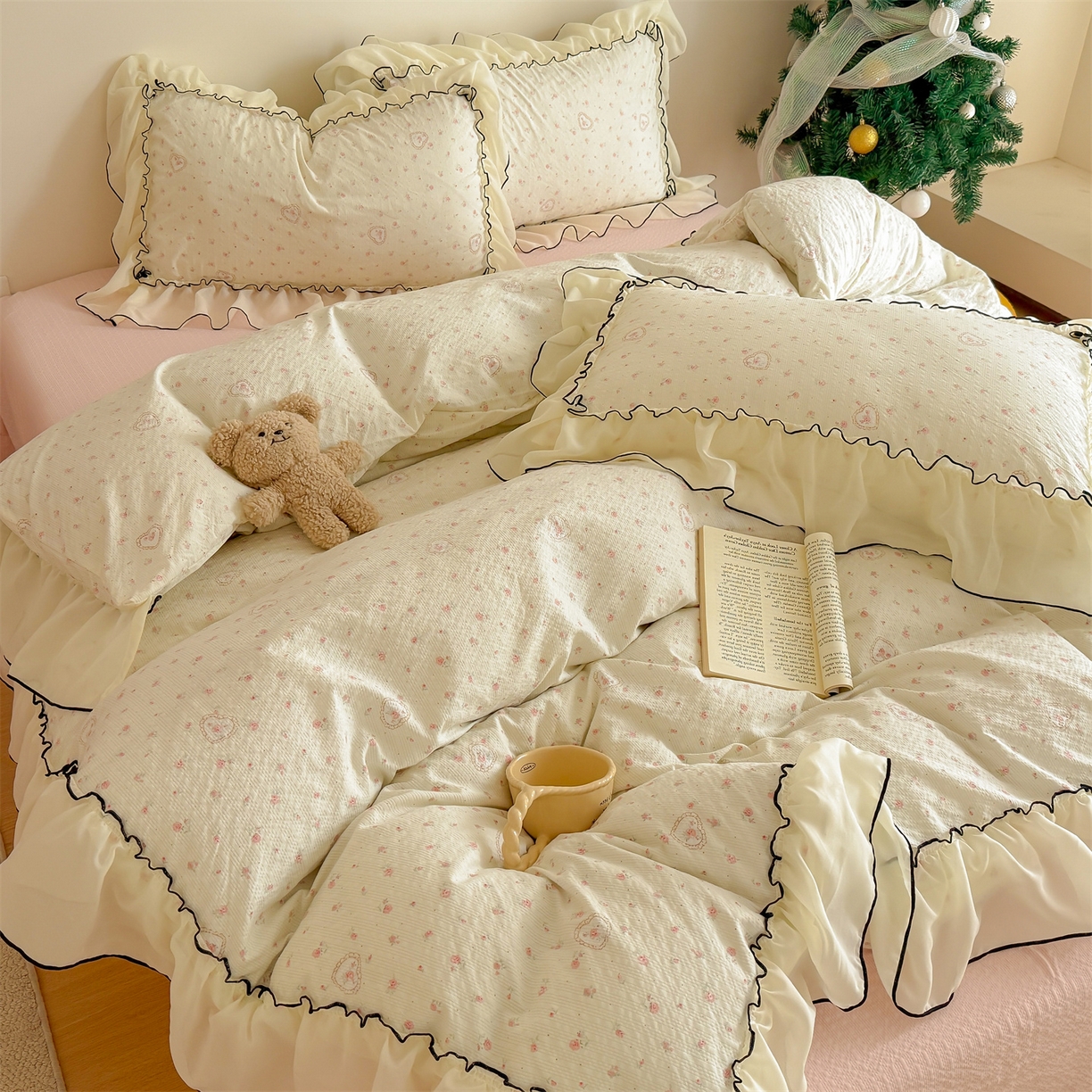 91家纺网 家纺一手货源 找家纺 吾欢心 2026春夏新款韩版雪纺花边泡芙双层纱四件套 蜜爱甜心