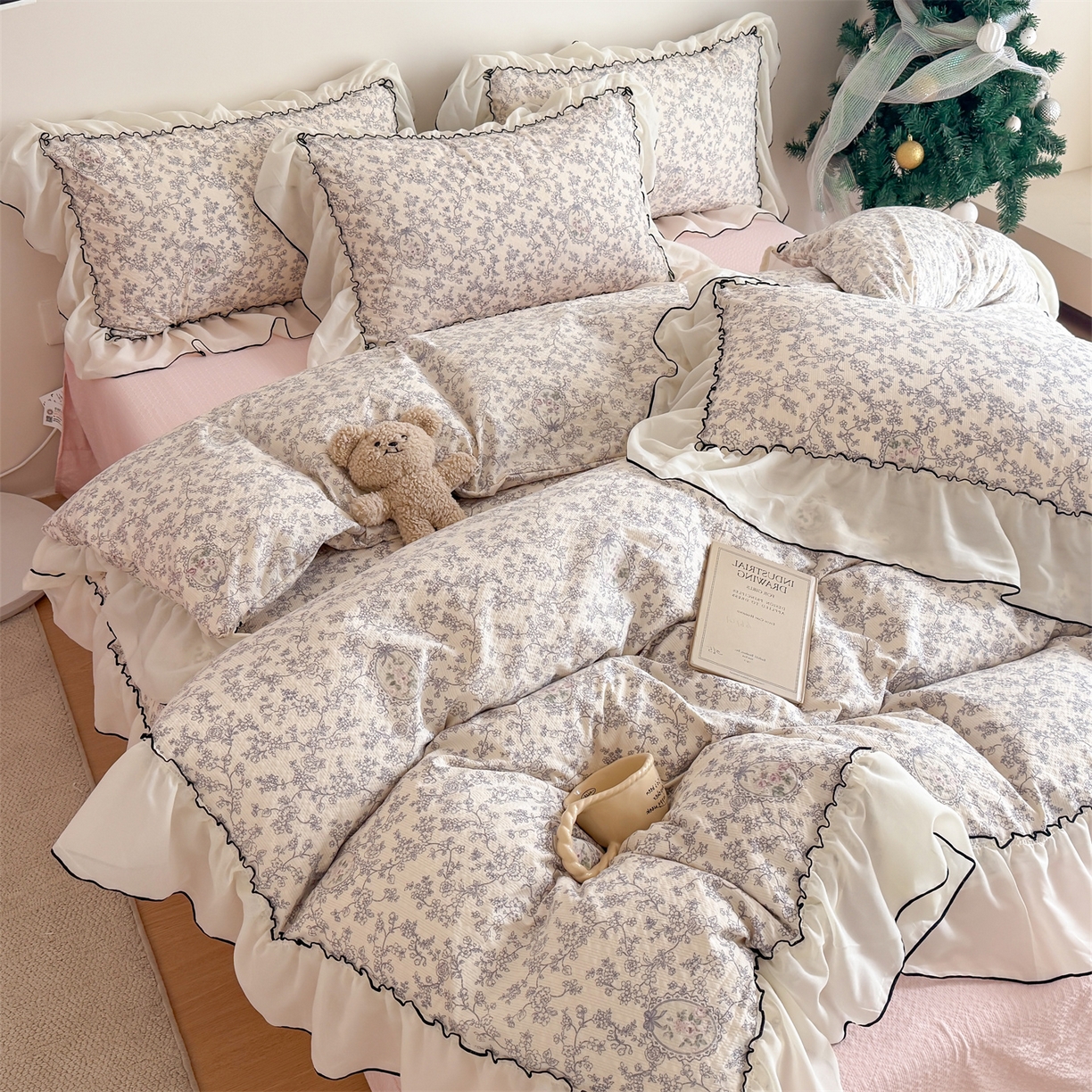 91家纺网 家纺一手货源 找家纺 吾欢心 2026春夏新款韩版雪纺花边泡芙双层纱四件套 花期