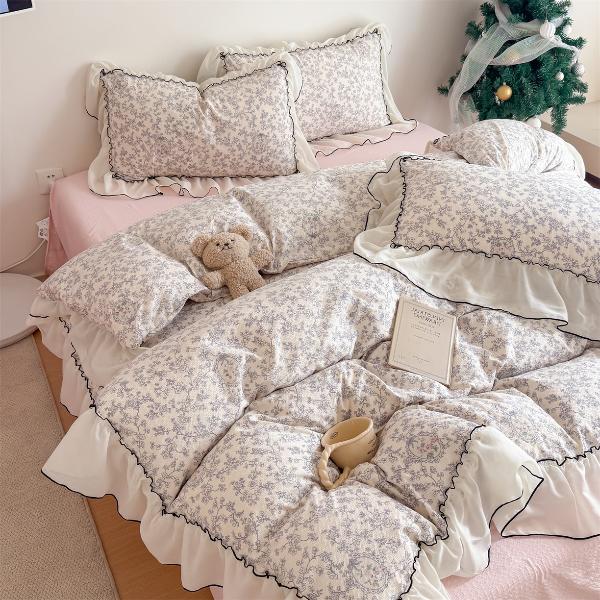 91家纺网 家纺一手货源 找家纺 吾欢心 2026春夏新款韩版雪纺花边泡芙双层纱四件套 花期