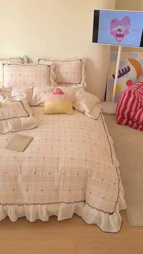 91家纺网 家纺一手货源 找家纺 吾欢心 2026春夏新款韩版雪纺花边泡芙双层纱四件套 甜蜜爱心