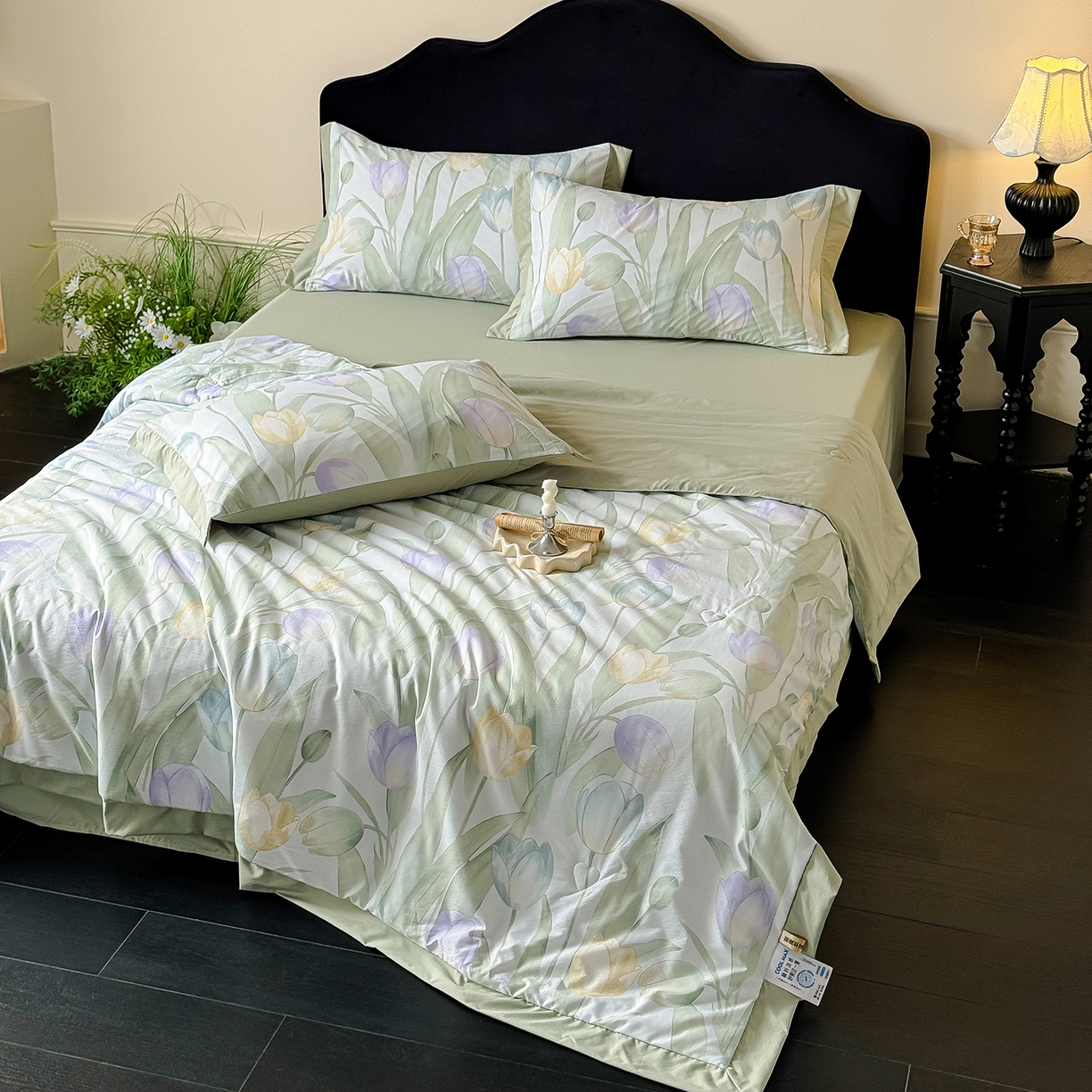 91家纺网 家纺一手货源 找家纺 迷尚家居 2026新款冰丝柔夏被四件套 郁金香绿