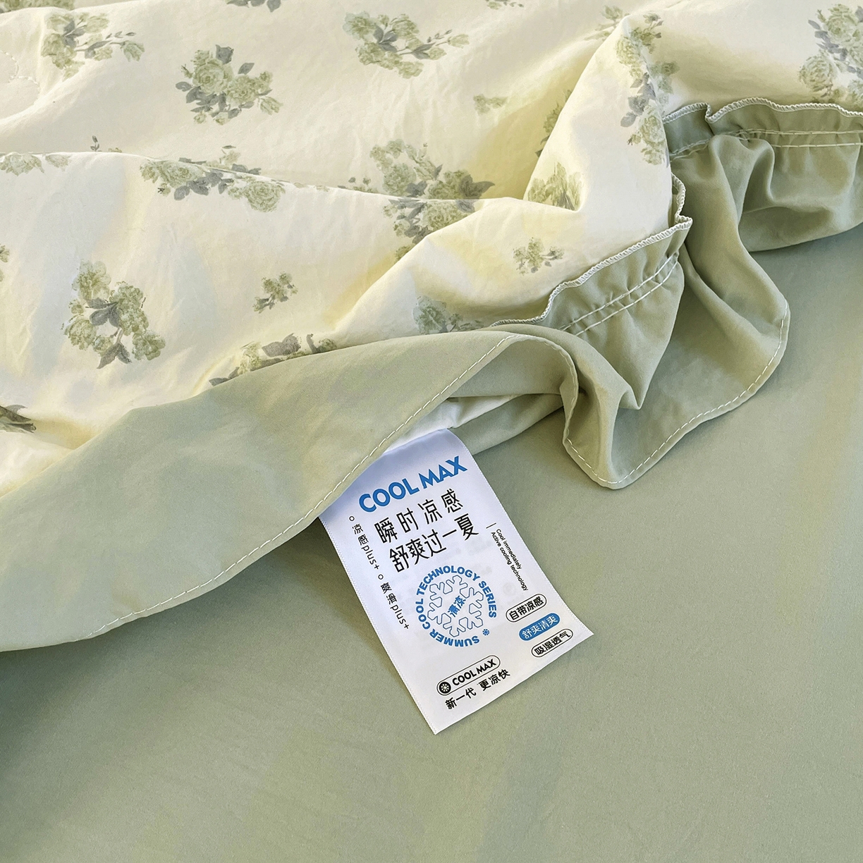 91家纺网 家纺一手货源 找家纺 迷尚家居 2026新款云朵棉印花花边夏被四件套 南烟