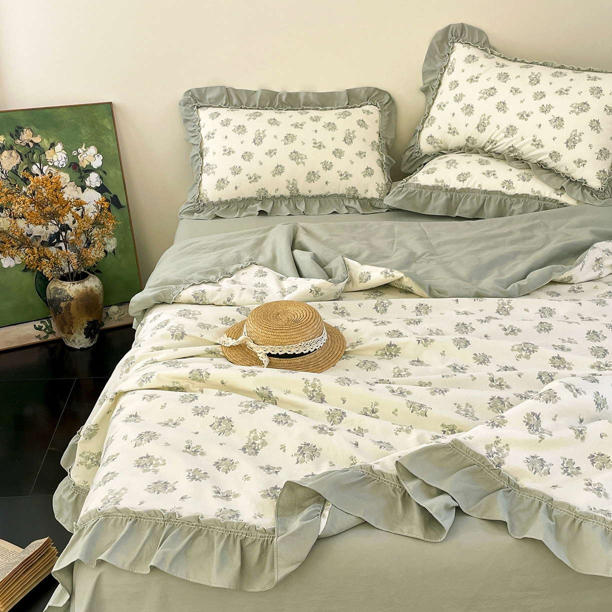 91家纺网 家纺一手货源 找家纺 迷尚家居 2026新款云朵棉印花花边夏被四件套 南烟