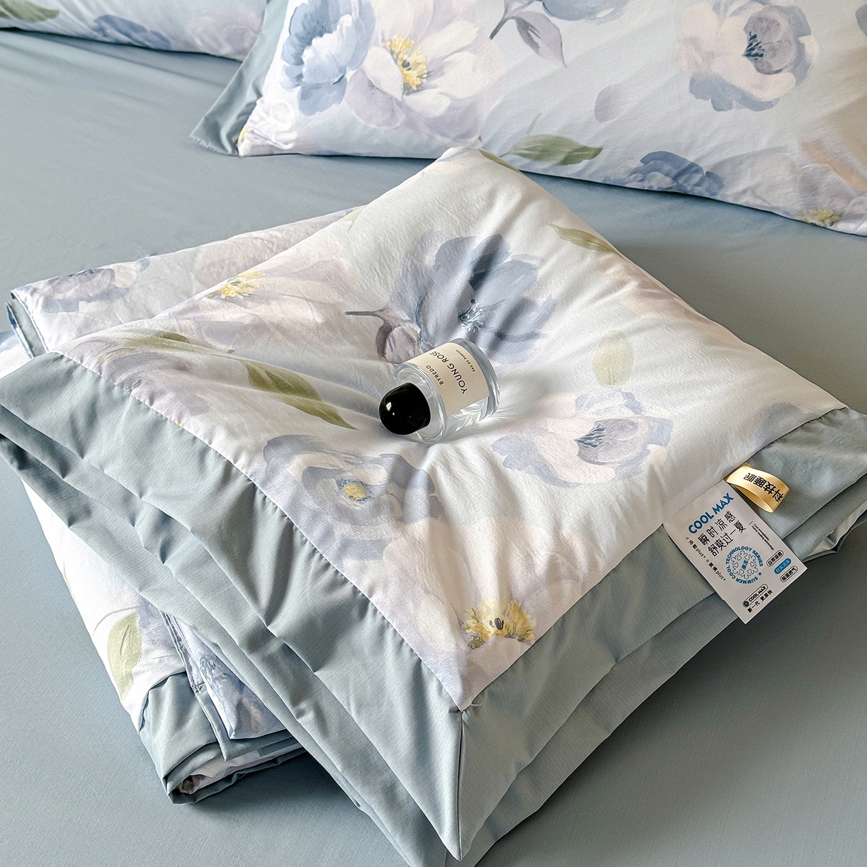 91家纺网 家纺一手货源 找家纺 迷尚家居 2026新款冰丝柔夏被四件套 云兮